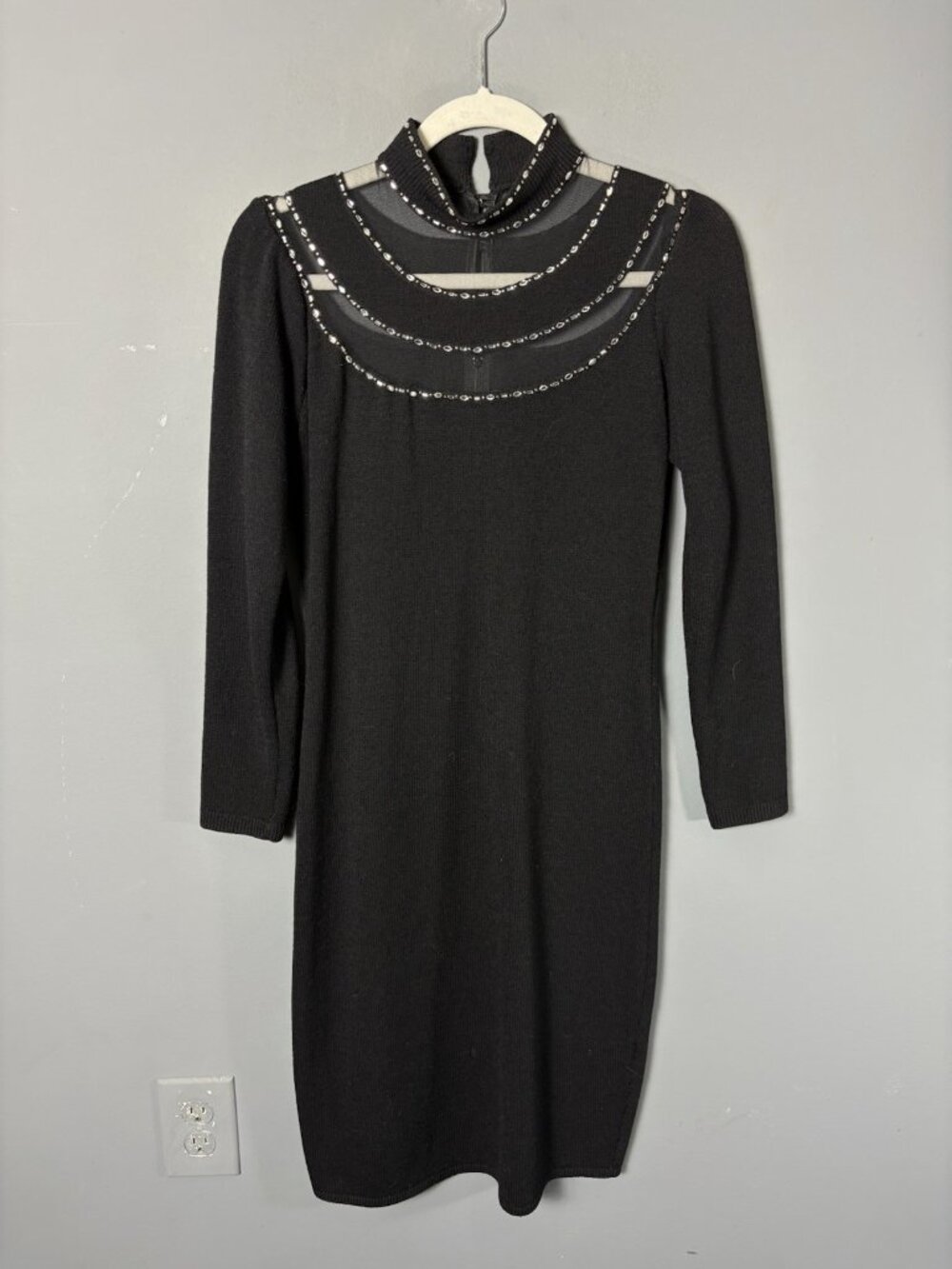 ST. JOHN EVENING Womens Size 4? Black Santana Knit Cocktail Dress FLAWED, READ